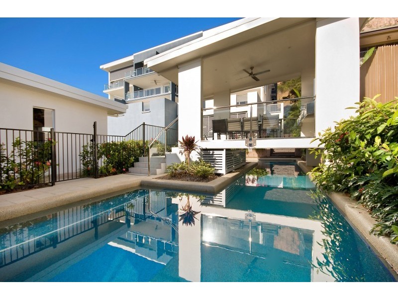 8/326 Stanley Street, North Ward QLD 4810
