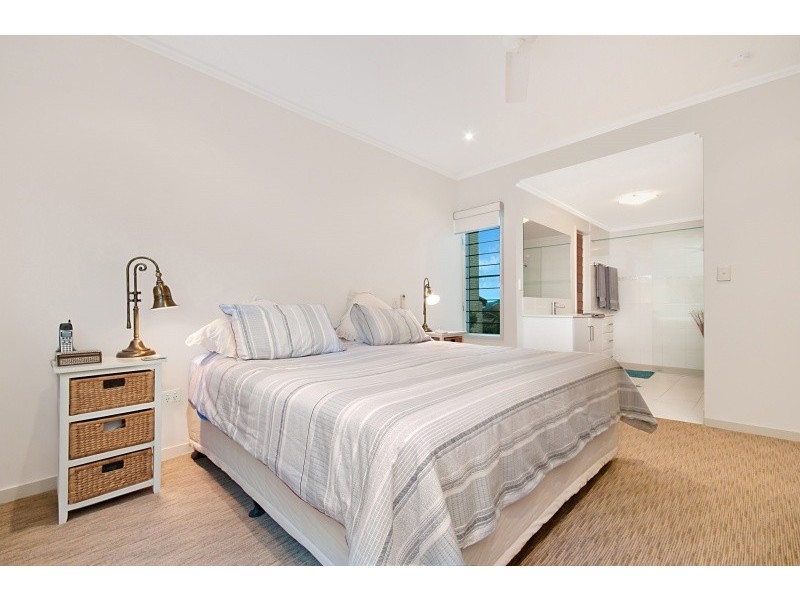 8/326 Stanley Street, North Ward QLD 4810