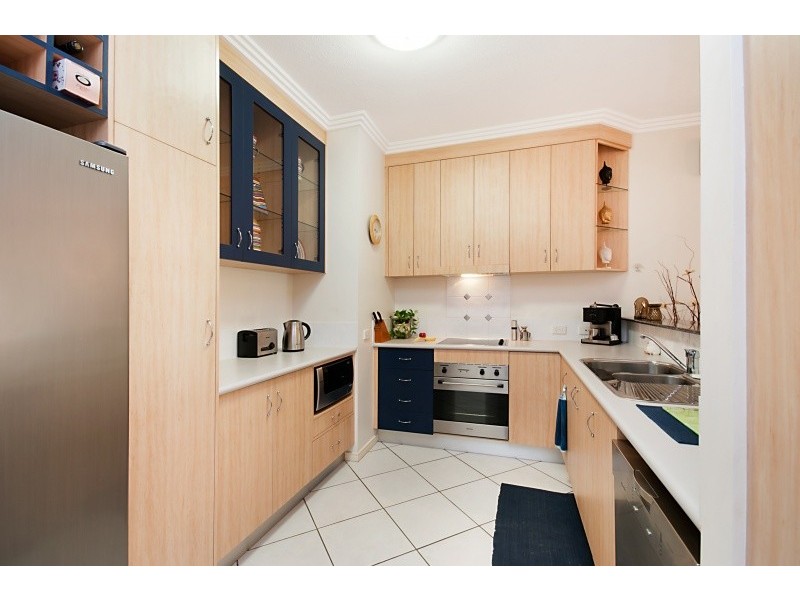 24/18-30 Sir Leslie Thiess Drive, Townsville City QLD 4810