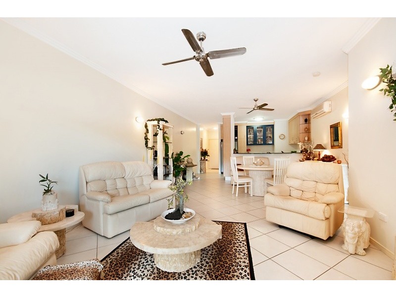 24/18-30 Sir Leslie Thiess Drive, Townsville City QLD 4810