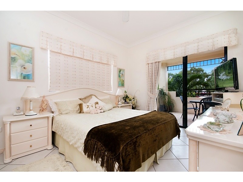 24/18-30 Sir Leslie Thiess Drive, Townsville City QLD 4810