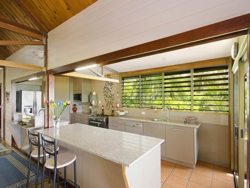 6 Henry Lawson Street  HORSESHOE BAY, Magnetic Island QLD 4819