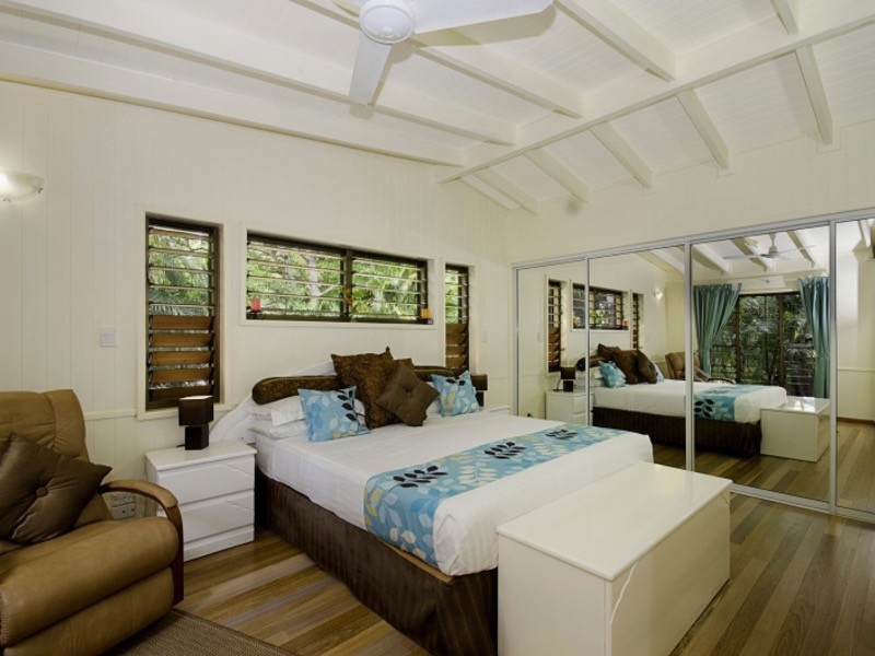 6 Henry Lawson Street  HORSESHOE BAY, Magnetic Island QLD 4819