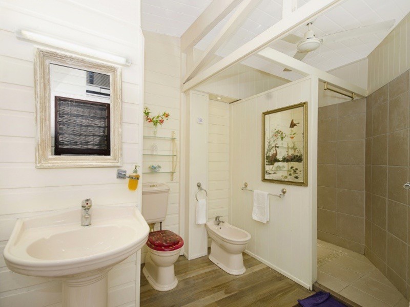 6 Henry Lawson Street  HORSESHOE BAY, Magnetic Island QLD 4819