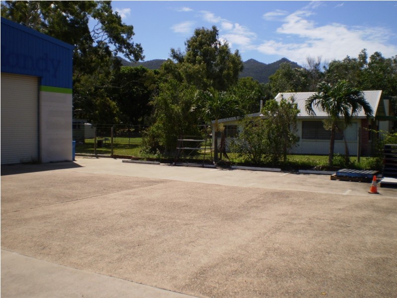 4 Mandalay Avenue NELLY BAY, Magnetic Island QLD 4819