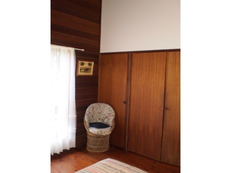 28 Birt Street  Picnic Bay, Magnetic Island QLD 4819