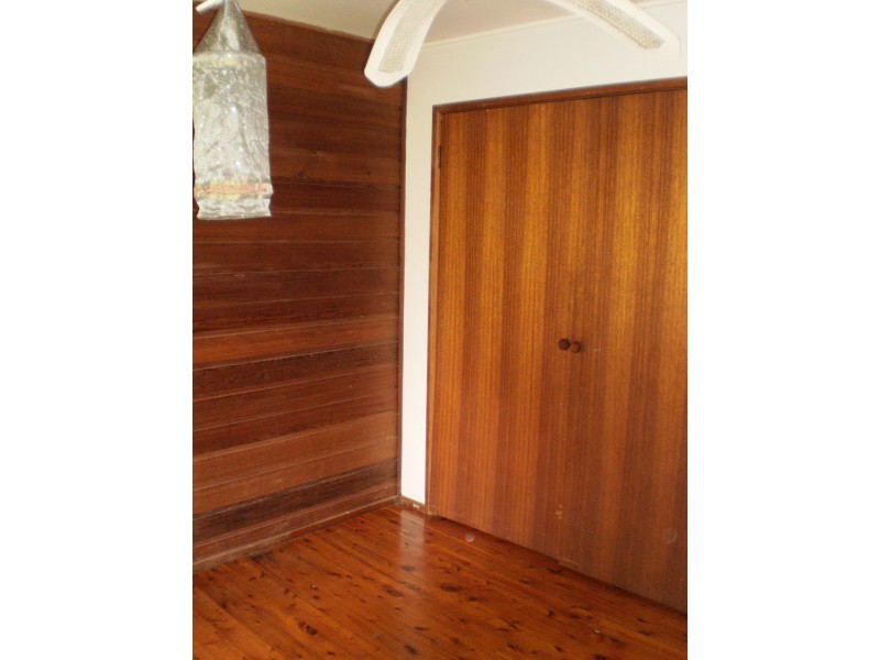 28 Birt Street  Picnic Bay, Magnetic Island QLD 4819