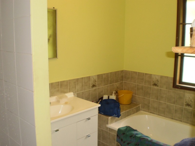 28 Birt Street  Picnic Bay, Magnetic Island QLD 4819