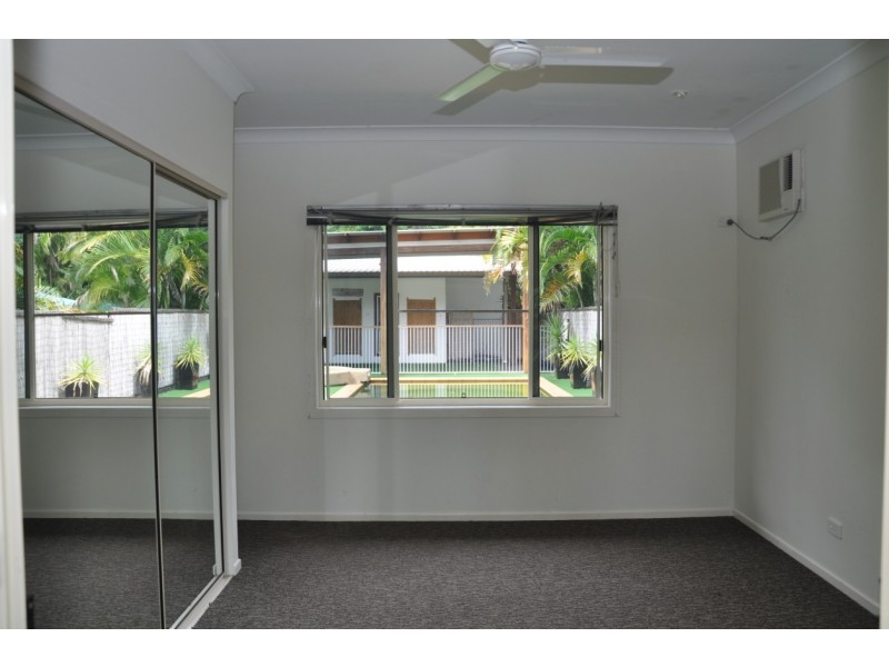 28 The Grove  Nelly Bay, Magnetic Island QLD 4819