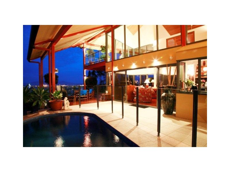 7 Cottesmore Crescent, Castle Hill QLD 4810