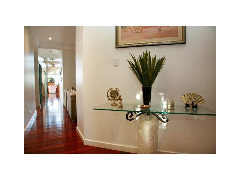 7 Cottesmore Crescent, Castle Hill QLD 4810