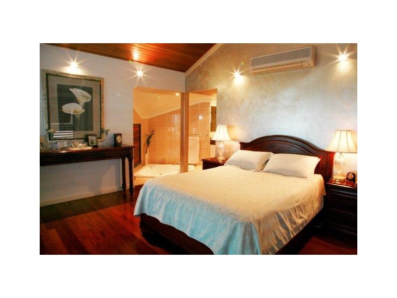 7 Cottesmore Crescent, Castle Hill QLD 4810