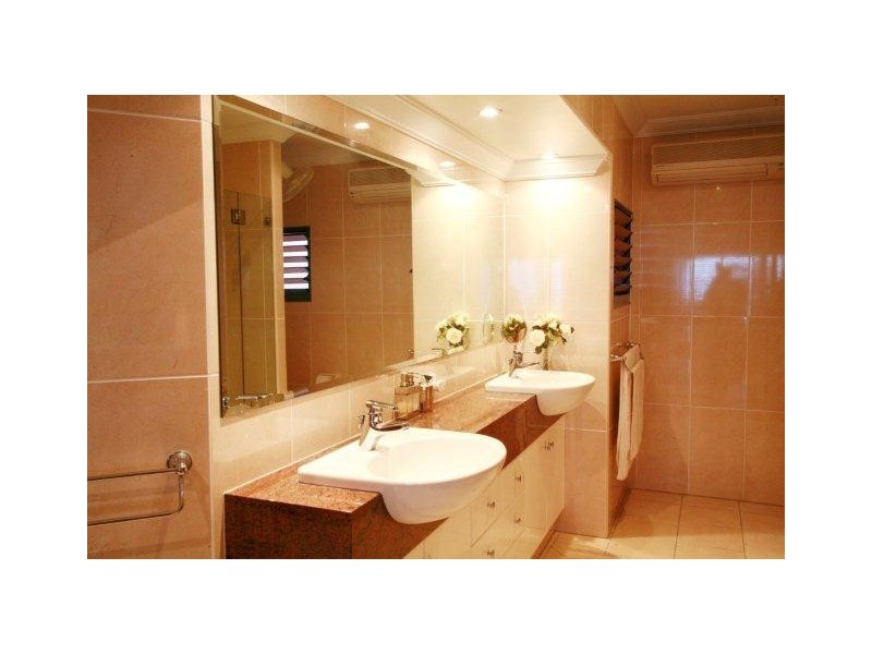 7 Cottesmore Crescent, Castle Hill QLD 4810