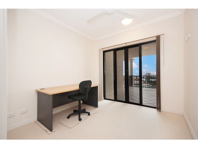 4/13 Little Street, Belgian Gardens QLD 4810