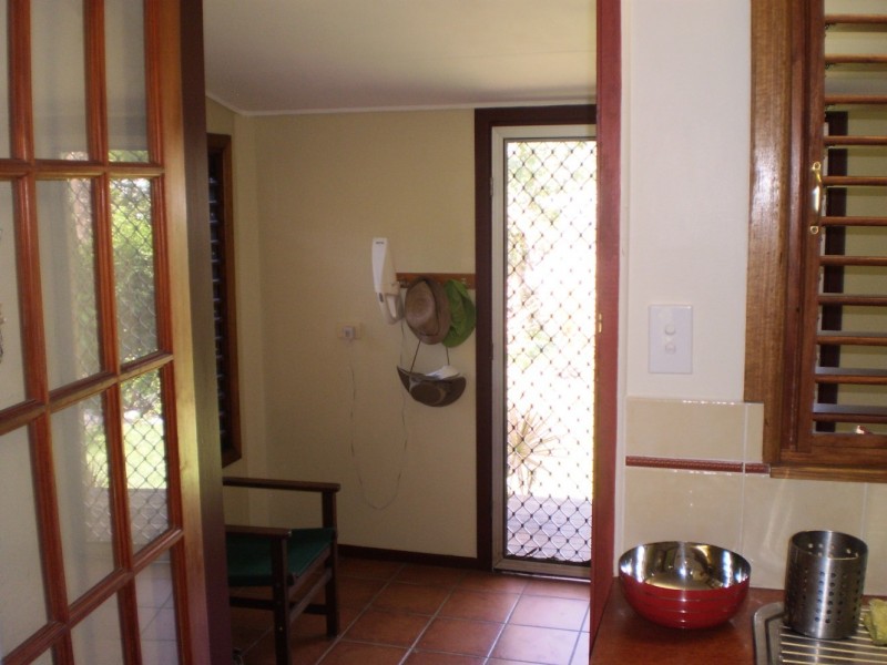 27 Birt Street  Picnic Bay, Magnetic Island QLD 4819