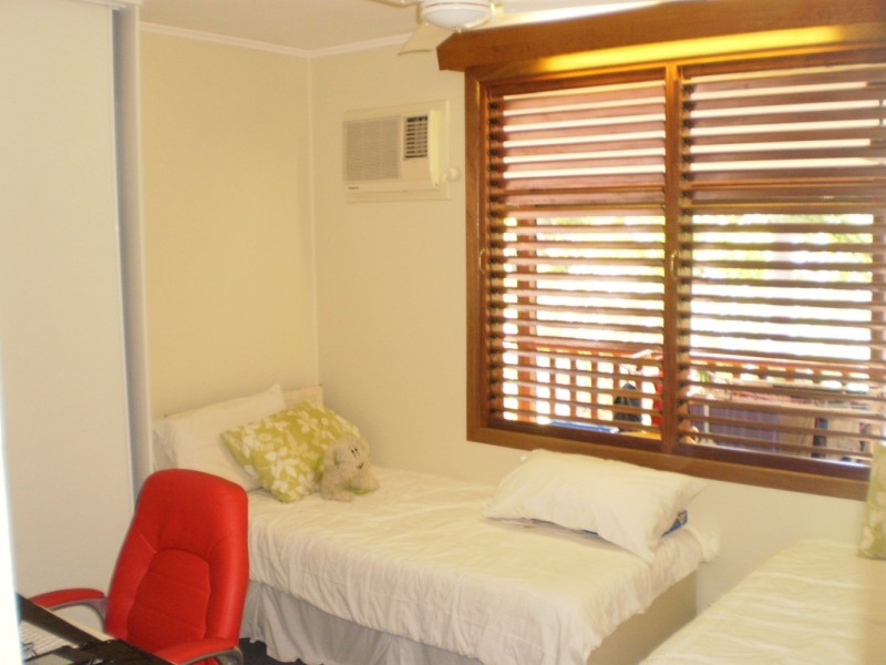 27 Birt Street  Picnic Bay, Magnetic Island QLD 4819