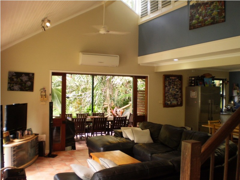 31 Mirimar Crescent Arcadia, Magnetic Island QLD 4819
