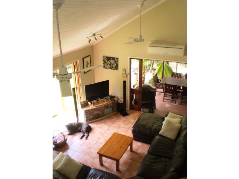 31 Mirimar Crescent Arcadia, Magnetic Island QLD 4819