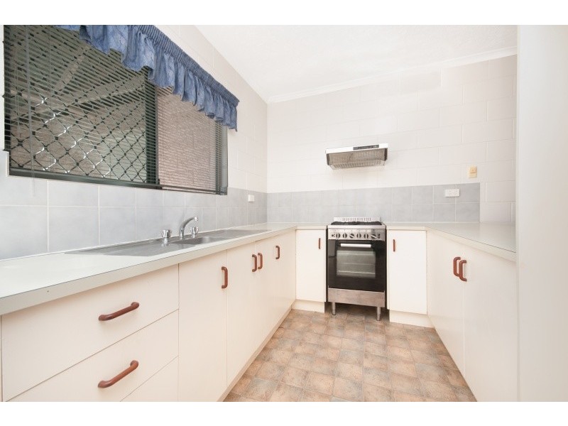 2/62 Alexandra Street, North Ward QLD 4810