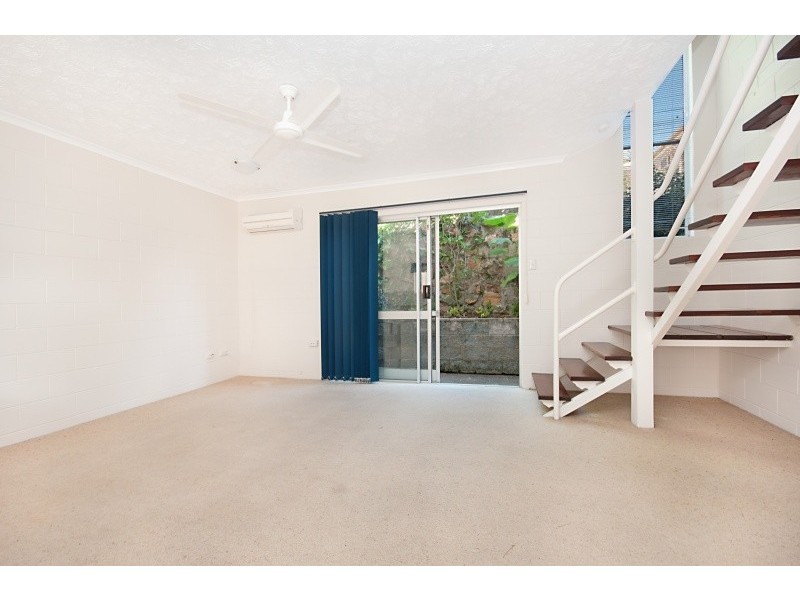 2/62 Alexandra Street, North Ward QLD 4810