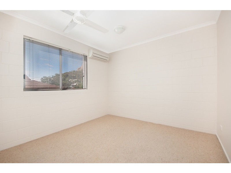 2/62 Alexandra Street, North Ward QLD 4810