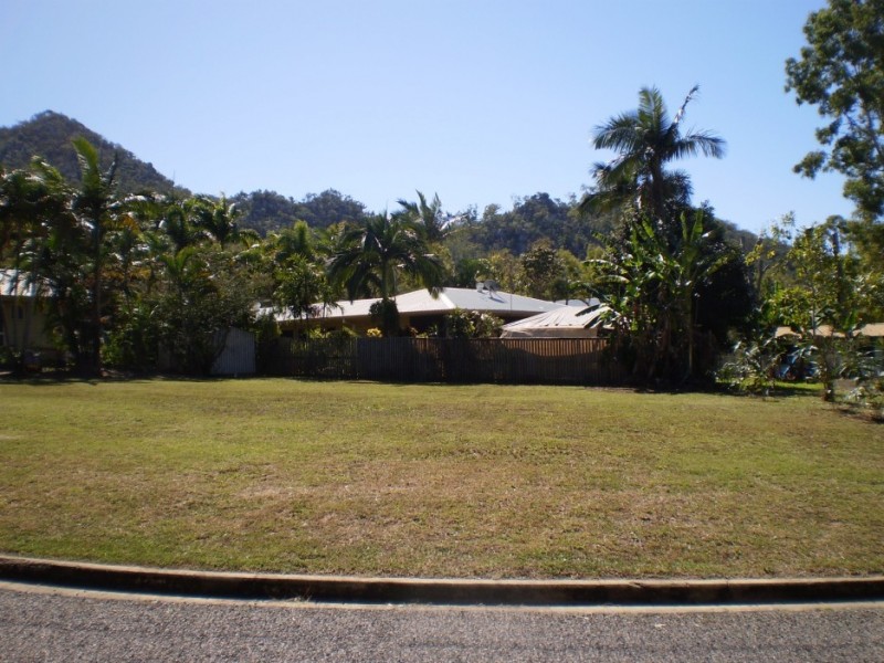 24 Nerita Crescent  NELLY BAY, Magnetic Island QLD 4819