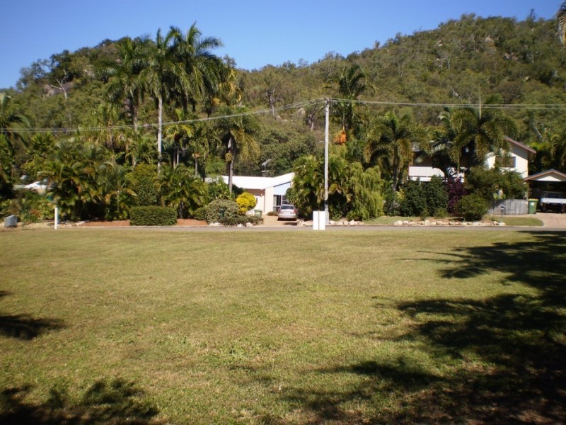 24 Nerita Crescent  NELLY BAY, Magnetic Island QLD 4819