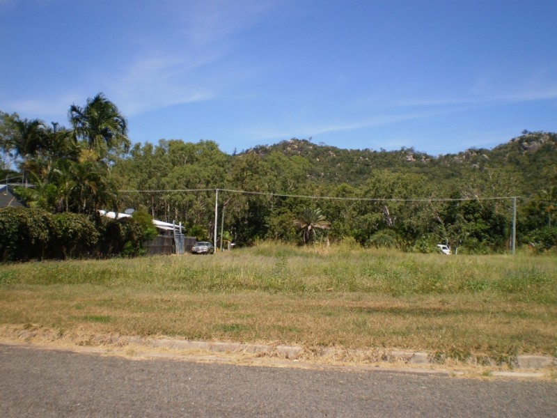 26 Sextant Drive Nelly Bay, Magnetic Island QLD 4819