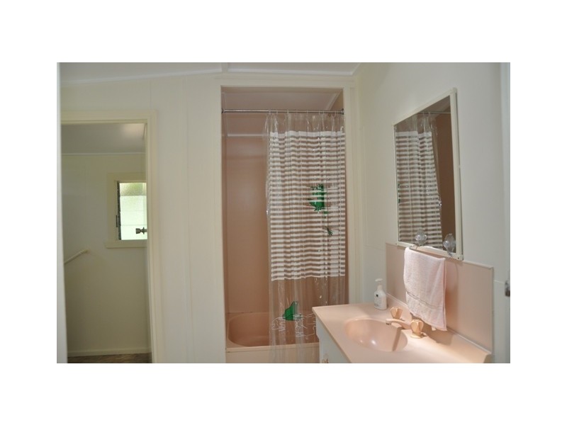 24 Barbarra Street  Picnic Bay, Magnetic Island QLD 4819