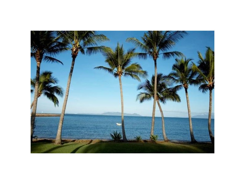 9/9 The Esplanade Nelly Bay, Magnetic Island QLD 4819