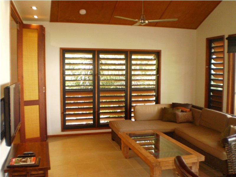 9/9 The Esplanade Nelly Bay, Magnetic Island QLD 4819