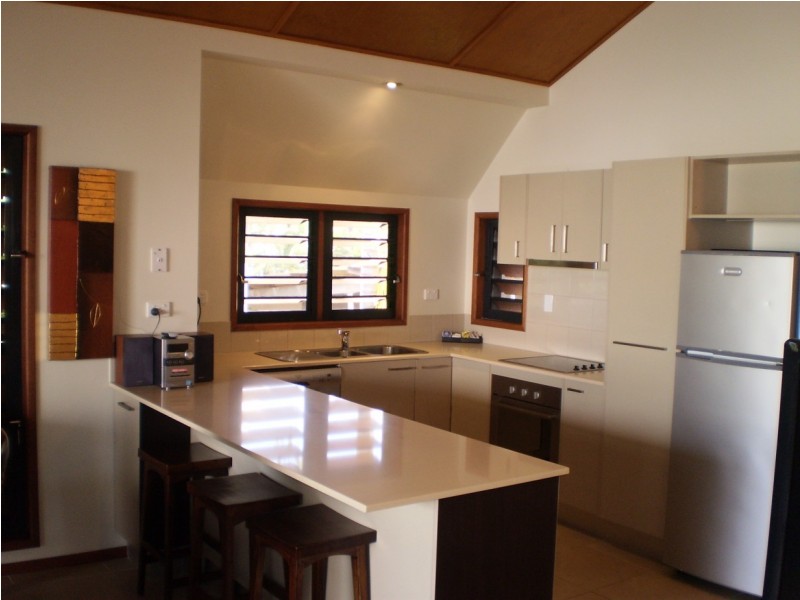 9/9 The Esplanade Nelly Bay, Magnetic Island QLD 4819