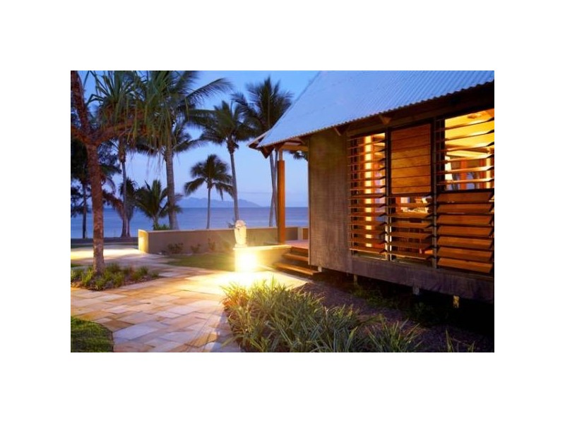 9/9 The Esplanade Nelly Bay, Magnetic Island QLD 4819