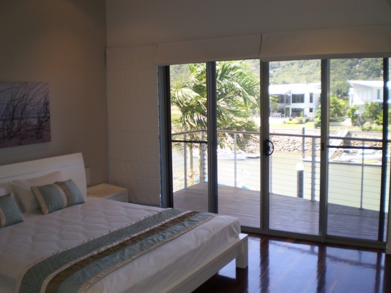 1/5 Terrace Place Nelly Bay, Magnetic Island QLD 4819