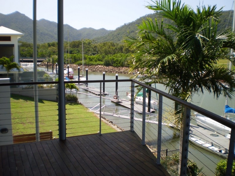1/5 Terrace Place Nelly Bay, Magnetic Island QLD 4819