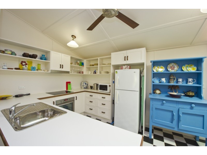 22 Olympus Crescent ARCADIA, Magnetic Island QLD 4819