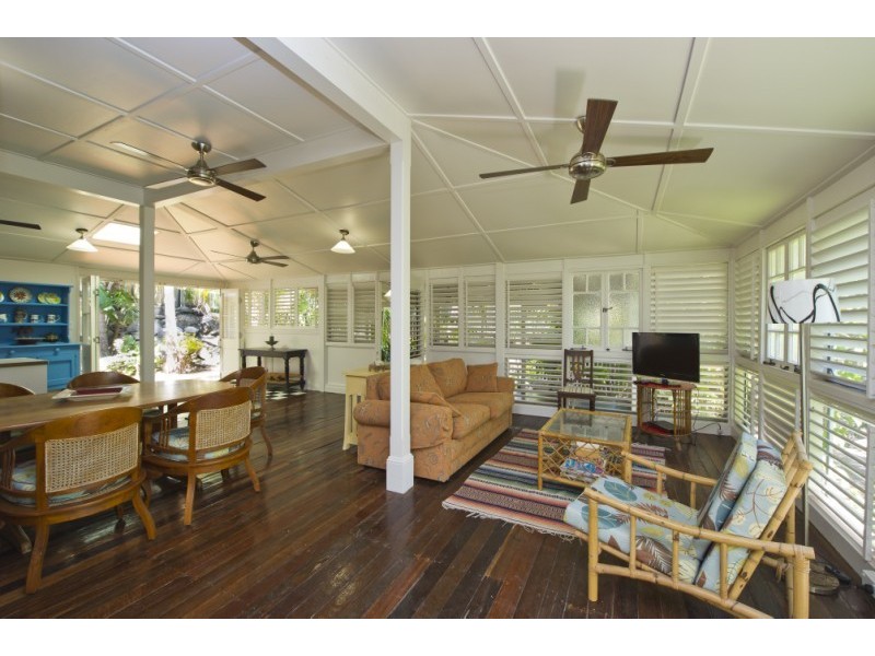 22 Olympus Crescent ARCADIA, Magnetic Island QLD 4819