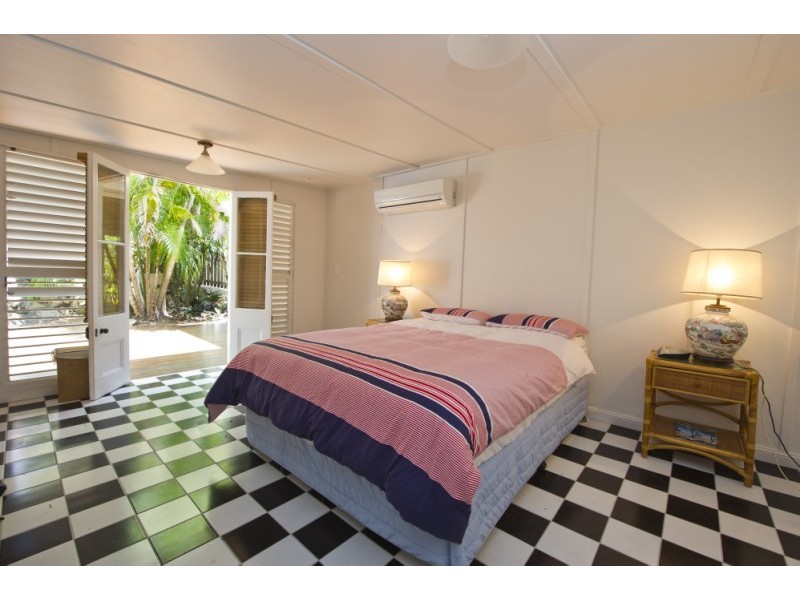 22 Olympus Crescent ARCADIA, Magnetic Island QLD 4819