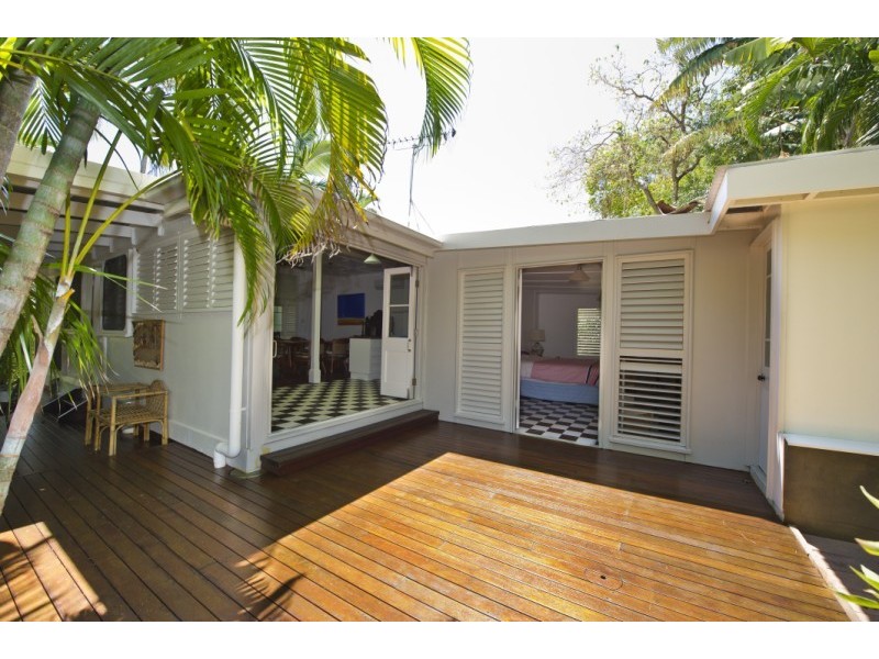 22 Olympus Crescent ARCADIA, Magnetic Island QLD 4819