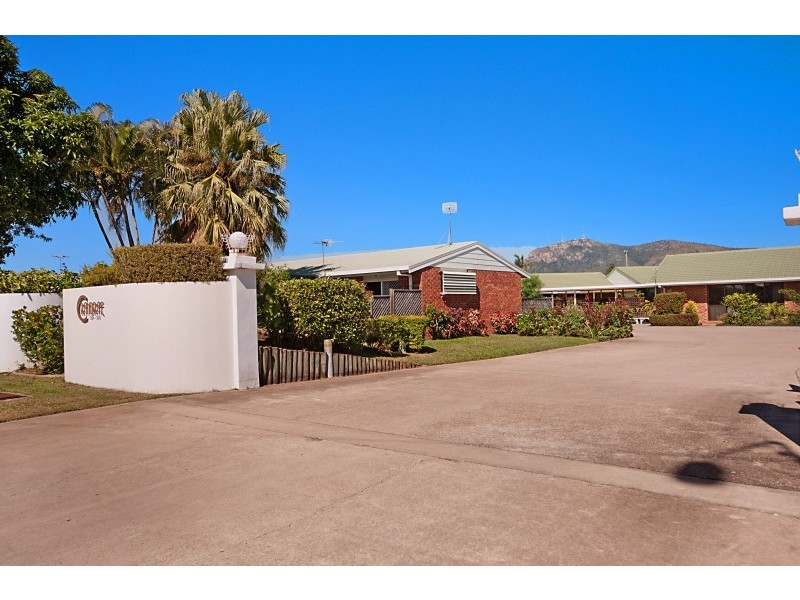32/354 Ross River Road, Cranbrook QLD 4814