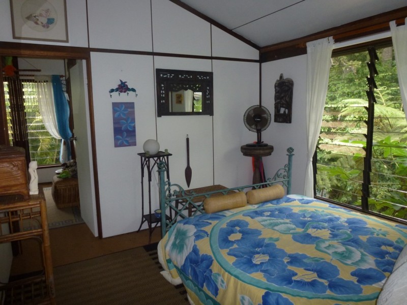 8 Sooning Street  Nelly Bay, Magnetic Island QLD 4819