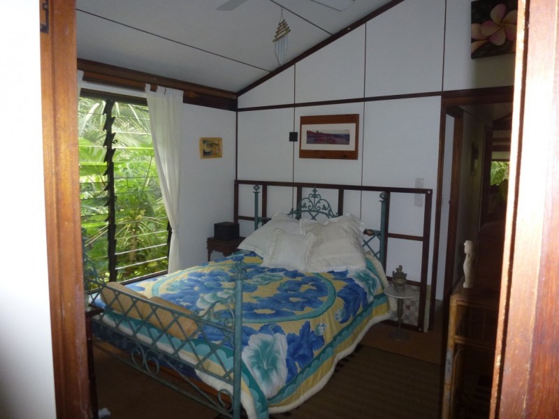 8 Sooning Street  Nelly Bay, Magnetic Island QLD 4819