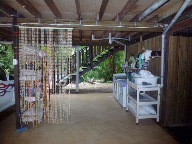 8 Sooning Street  Nelly Bay, Magnetic Island QLD 4819