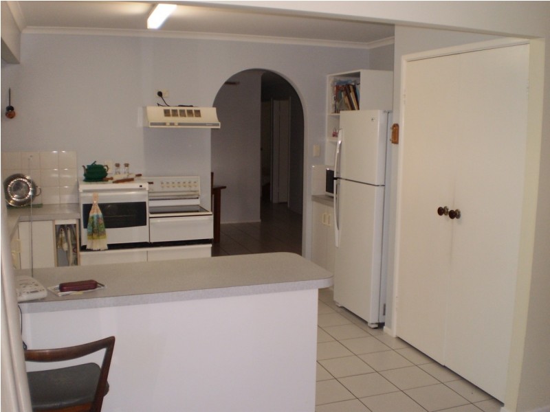 20 Compass Crescent  Nelly BAy, Magnetic Island QLD 4819