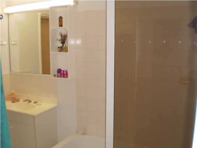 20 Compass Crescent  Nelly BAy, Magnetic Island QLD 4819