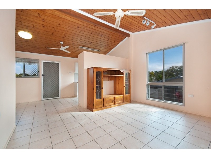 11 Pepperwood Street, Deeragun QLD 4818