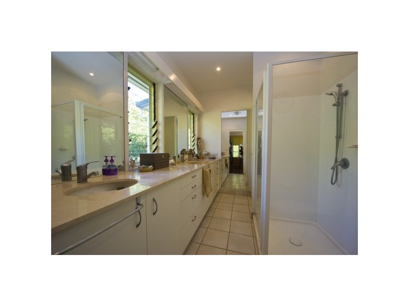 137-139 Horseshoe Bay Road, Horseshoe Bay, Magnetic Island QLD 4819