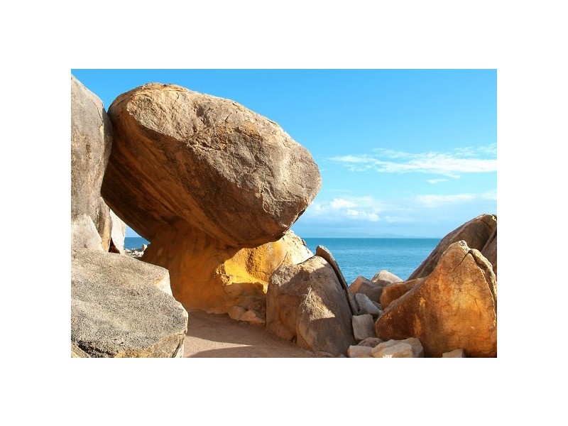 137-139 Horseshoe Bay Road, Horseshoe Bay, Magnetic Island QLD 4819