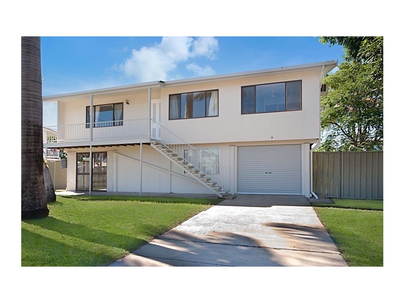 9 Gould Street, Kirwan QLD 4817