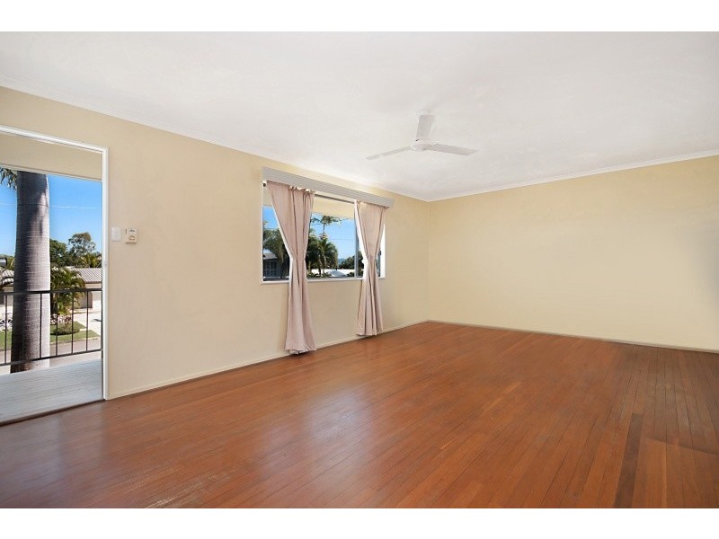 9 Gould Street, Kirwan QLD 4817